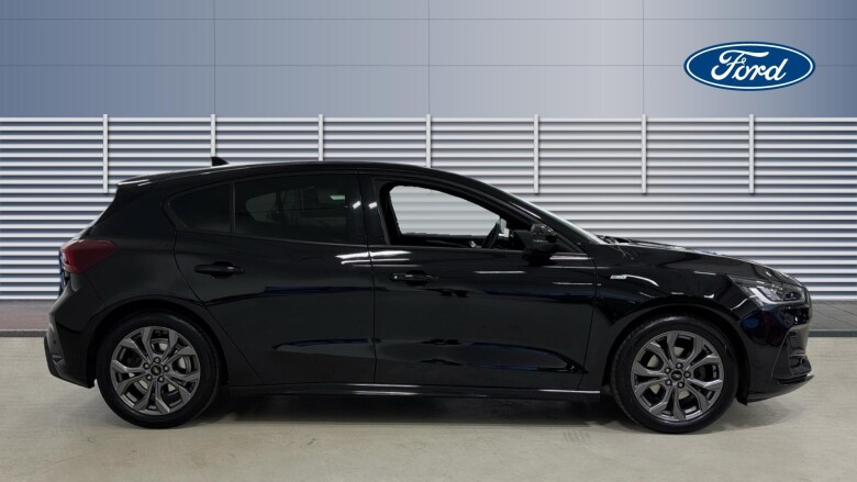 Ford Focus 1.0 EcoBoost ST-Line 5dr Petrol Hatchback